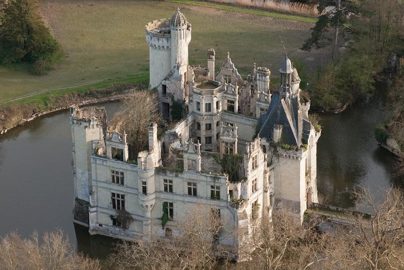Château de la Mothe-Chandeniers, Vienne, Frankreich 12 Château de la Mothe-Chandeniers, Vienne, Frankreich