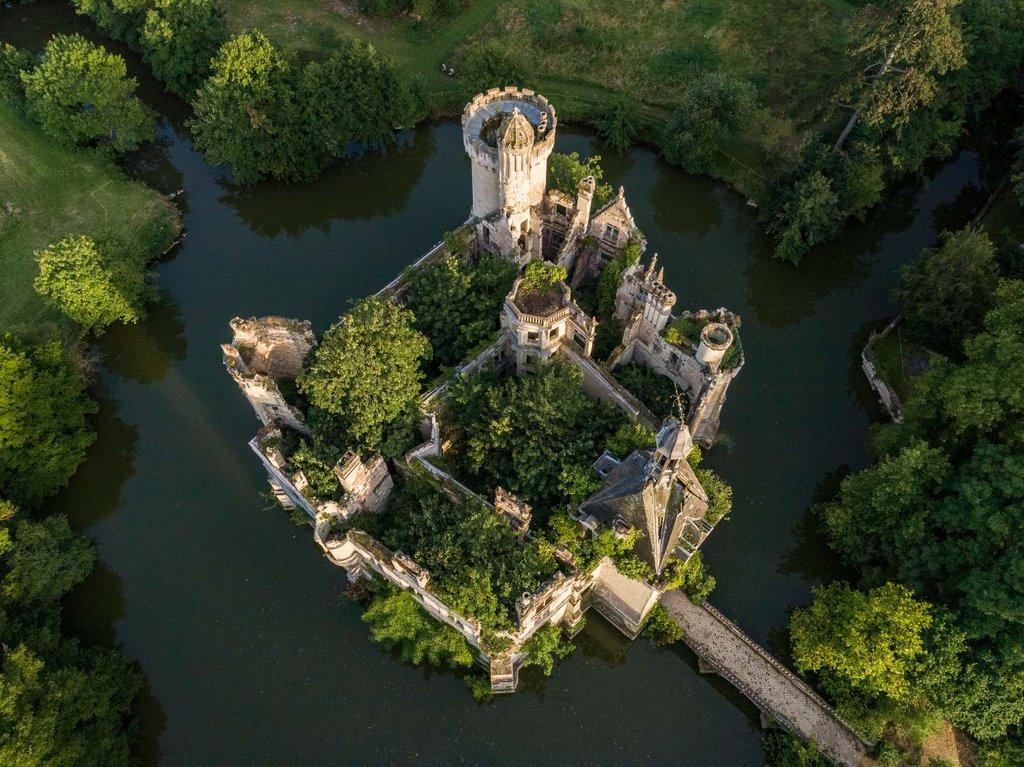 Château de la Mothe-Chandeniers, Vienne, Frankreich 13 Château de la Mothe-Chandeniers, Vienne, Frankreich